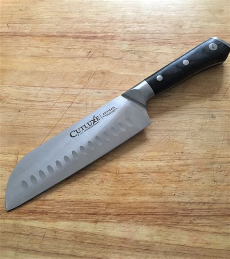 what is a santoku knife used for.